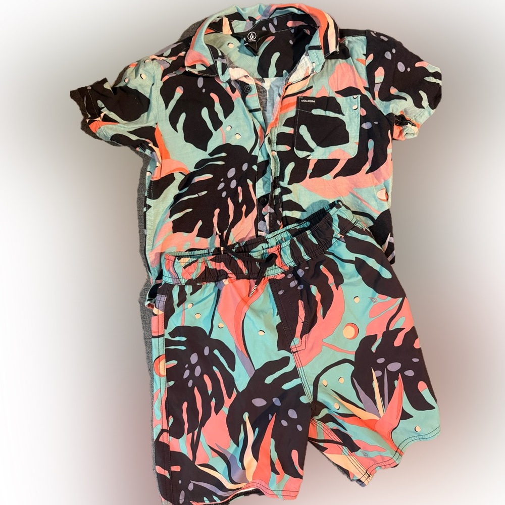 Volcom Boys Shirt & Swim Trunks Shorts